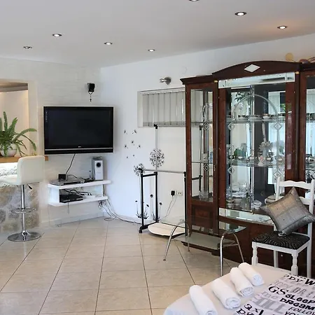 Apartment Apartmani Lu&lo Sibenik